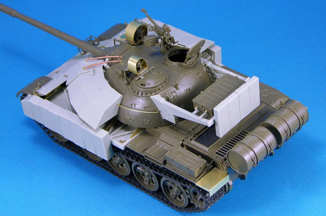 1/35 现代伊拉克 T-55 英格玛主战坦克改造件(配田宫)